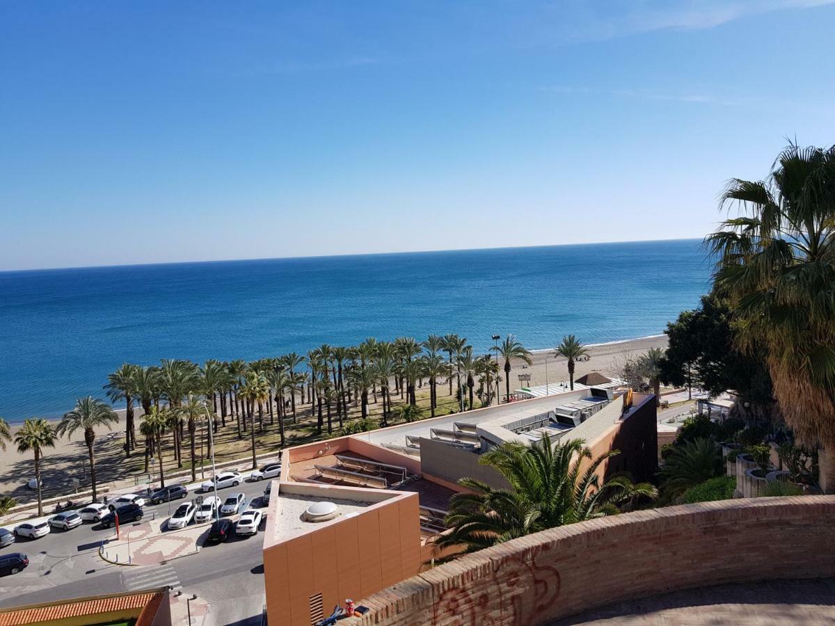 Acogedor Estudio En El Centro Torremolinos Apartamento Exterior foto